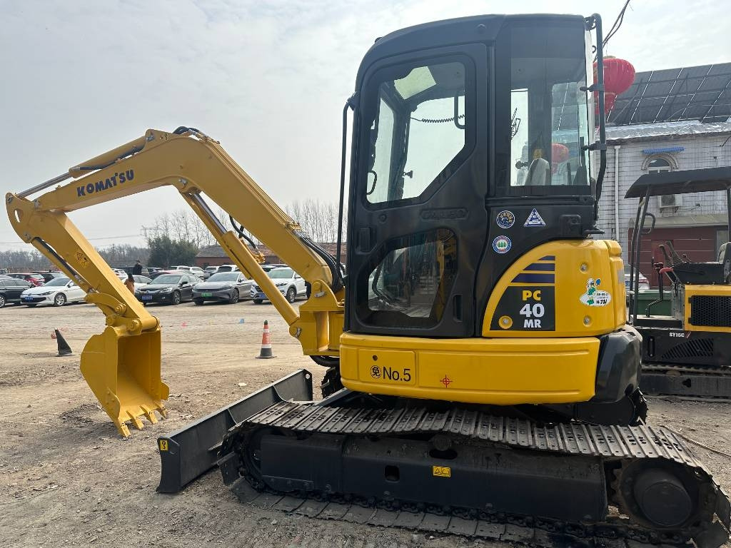 Komatsu PC 40 - حفارة مصغرة: صور 1 Komatsu PC 40 - حفارة مصغرة: صور 1