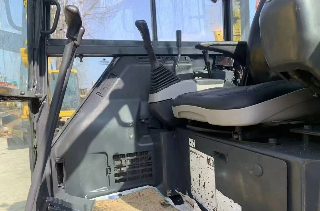 Komatsu PC 55 - حفارة مصغرة: صور 5 Komatsu PC 55 - حفارة مصغرة: صور 5