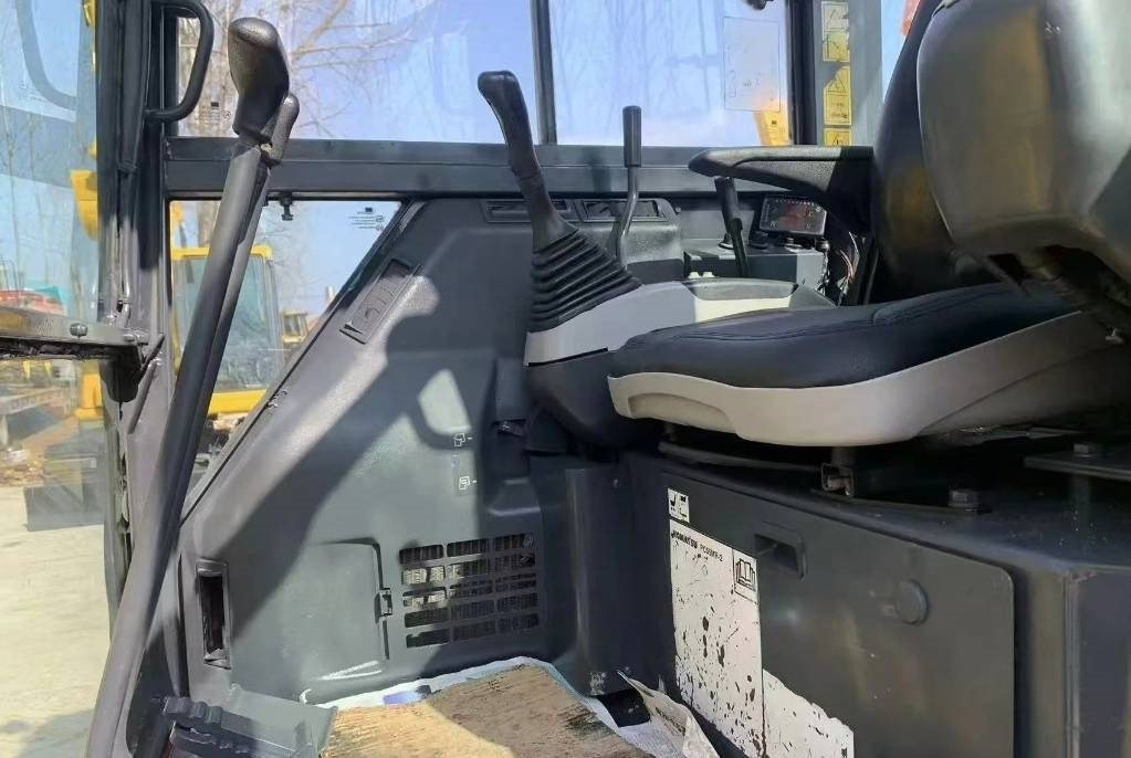Komatsu PC 55 - حفارة مصغرة: صور 5 Komatsu PC 55 - حفارة مصغرة: صور 5