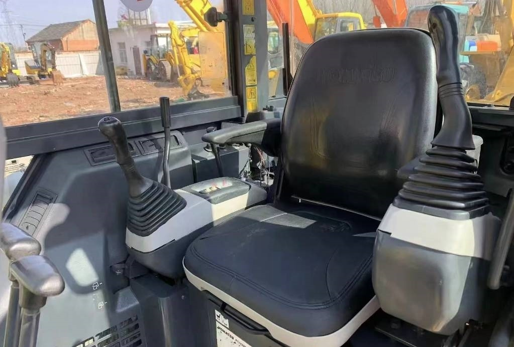 Komatsu PC 55 - حفارة مصغرة: صور 2 Komatsu PC 55 - حفارة مصغرة: صور 2