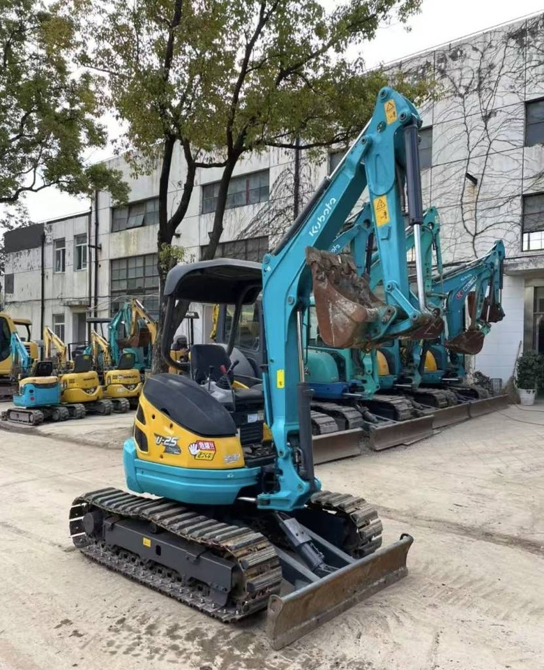Kubota U 25 - حفارة مصغرة: صور 1 Kubota U 25 - حفارة مصغرة: صور 1