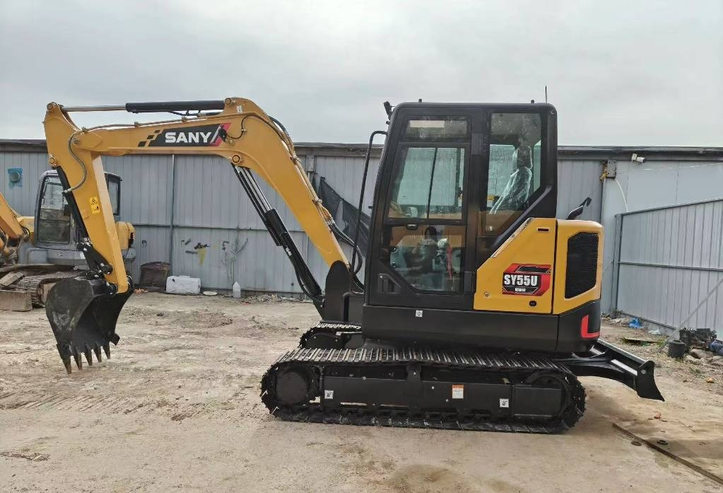 Sany SY 55 - حفارات زحافة: صور 1 Sany SY 55 - حفارات زحافة: صور 1