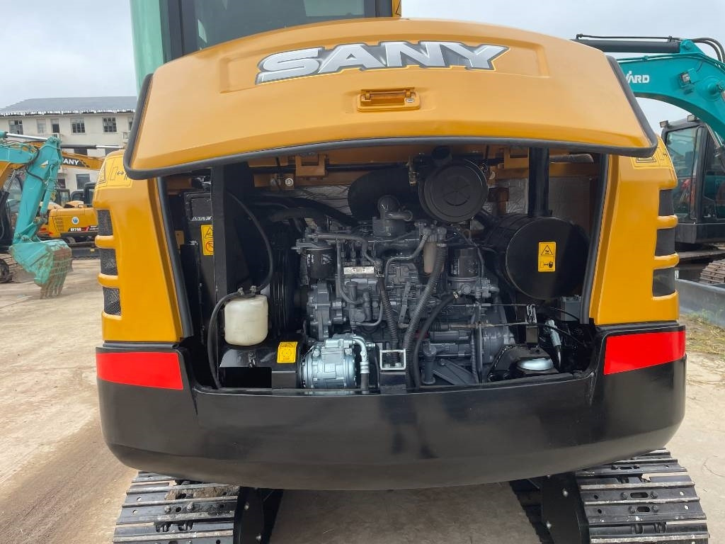 حفارة مصغرة Sany SY 55: صور 8 حفارة مصغرة Sany SY 55: صور 8