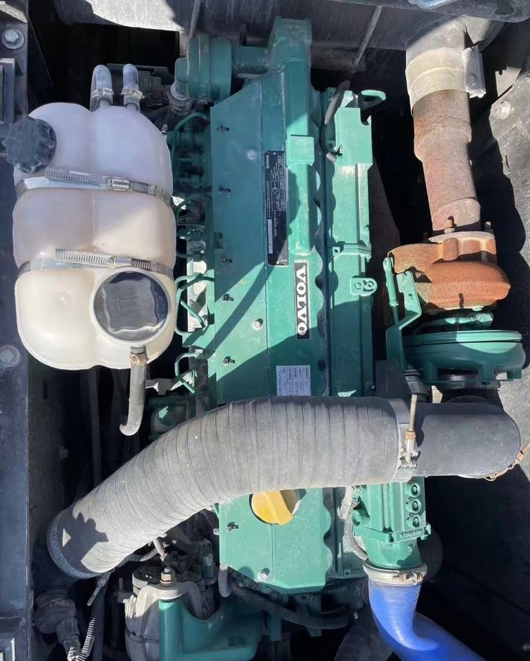 Volvo EC 240 - حفارات زحافة: صور 3 Volvo EC 240 - حفارات زحافة: صور 3