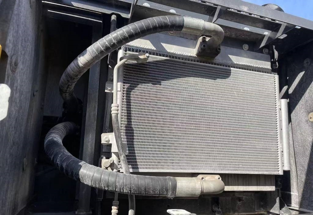 Volvo EC 240 - حفارات زحافة: صور 4 Volvo EC 240 - حفارات زحافة: صور 4