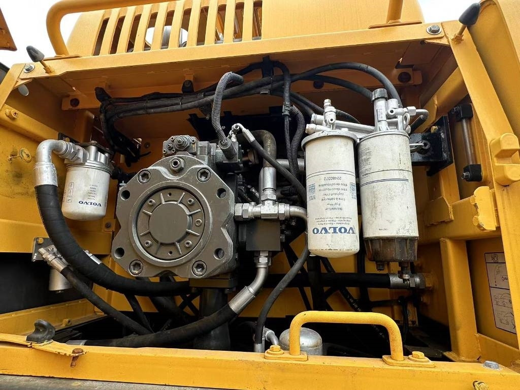 Volvo EC 480 D - حفارات زحافة: صور 3 Volvo EC 480 D - حفارات زحافة: صور 3