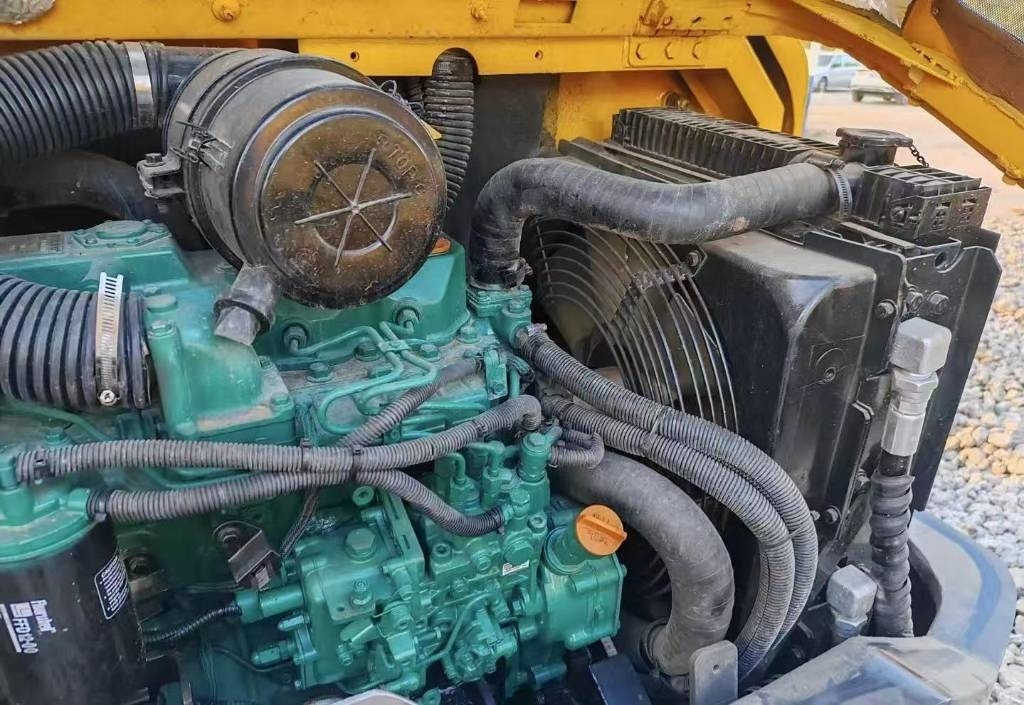 Volvo EC 60 - حفارات زحافة: صور 4 Volvo EC 60 - حفارات زحافة: صور 4