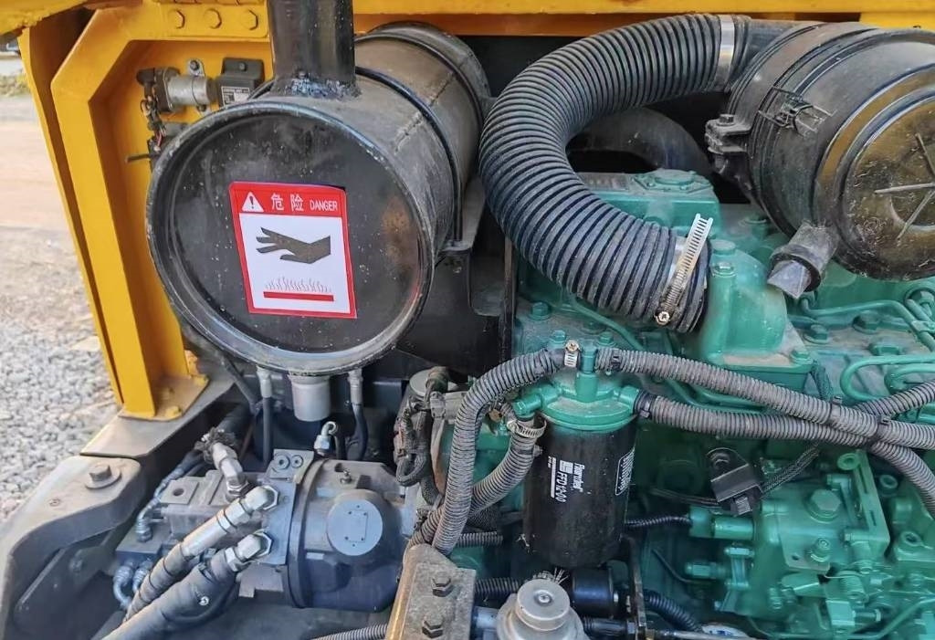 Volvo EC 60 - حفارات زحافة: صور 4 Volvo EC 60 - حفارات زحافة: صور 4
