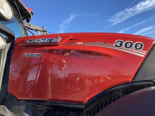 Case IH OPTUM 300 CVX - جرار: صور 3 Case IH OPTUM 300 CVX - جرار: صور 3