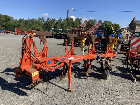 Kuhn MULTIMASTER 121 - محراث: صور 1 Kuhn MULTIMASTER 121 - محراث: صور 1