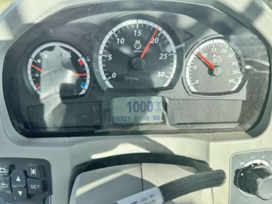 Valtra T174 VERSU - جرار: صور 3 Valtra T174 VERSU - جرار: صور 3