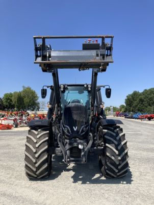 Valtra T215 DIRECT - جرار: صور 4 Valtra T215 DIRECT - جرار: صور 4