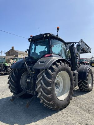 Valtra T215 DIRECT - جرار: صور 3 Valtra T215 DIRECT - جرار: صور 3