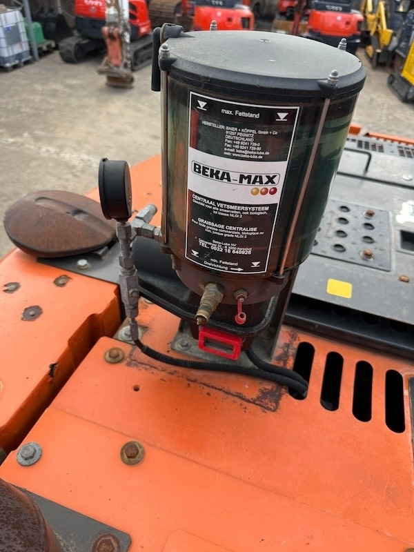 حفارات زحافة Hitachi ZX 135 US-5B: صور 13 حفارات زحافة Hitachi ZX 135 US-5B: صور 13