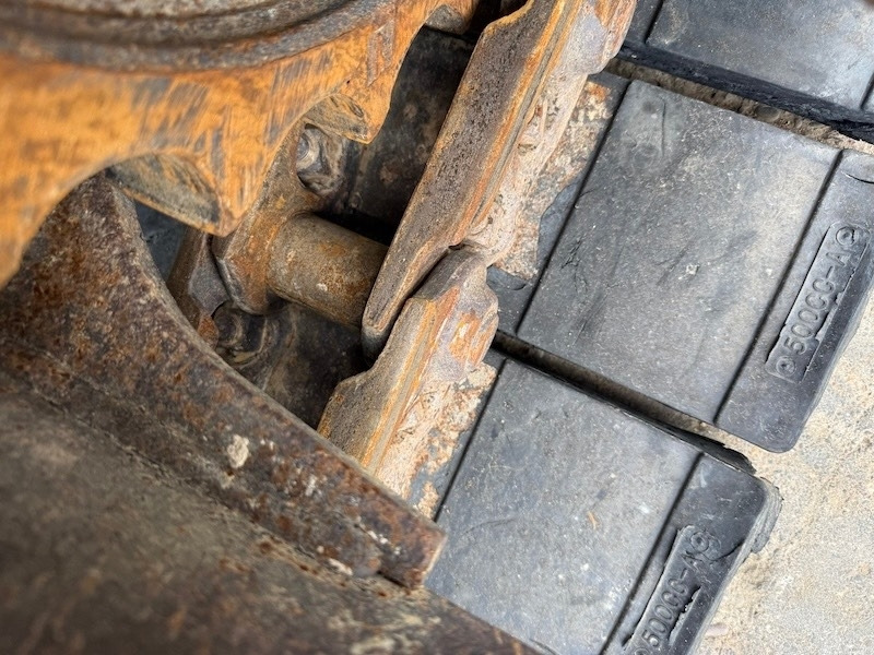 حفارات زحافة Hitachi ZX 135 US-5B: صور 8 حفارات زحافة Hitachi ZX 135 US-5B: صور 8