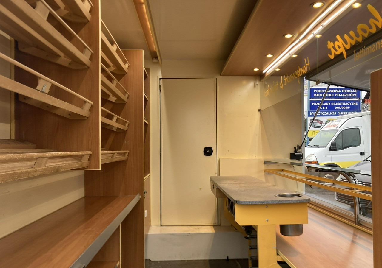 Fiat Ducato Autosklep pieczy Gastronomiczny Food Truck Foodtruck sklep bar 2013 - شاحنات طعام: صور 5 Fiat Ducato Autosklep pieczy Gastronomiczny Food Truck Foodtruck sklep bar 2013 - شاحنات طعام: صور 5