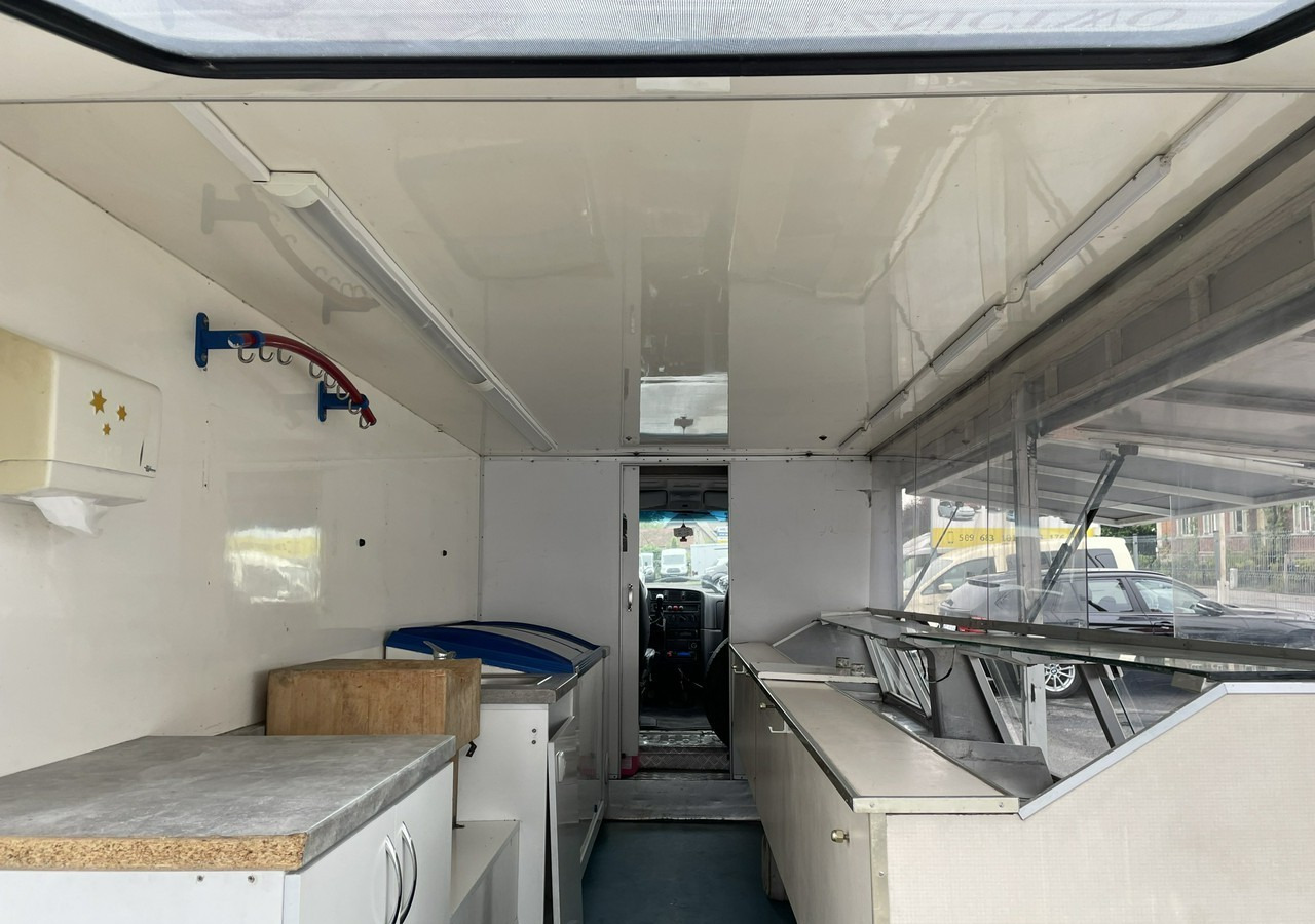 Fiat Ducato Autosklep wędlin Gastronomiczny Food Truck Foodtruck sklep bar - شاحنات طعام: صور 2 Fiat Ducato Autosklep wędlin Gastronomiczny Food Truck Foodtruck sklep bar - شاحنات طعام: صور 2