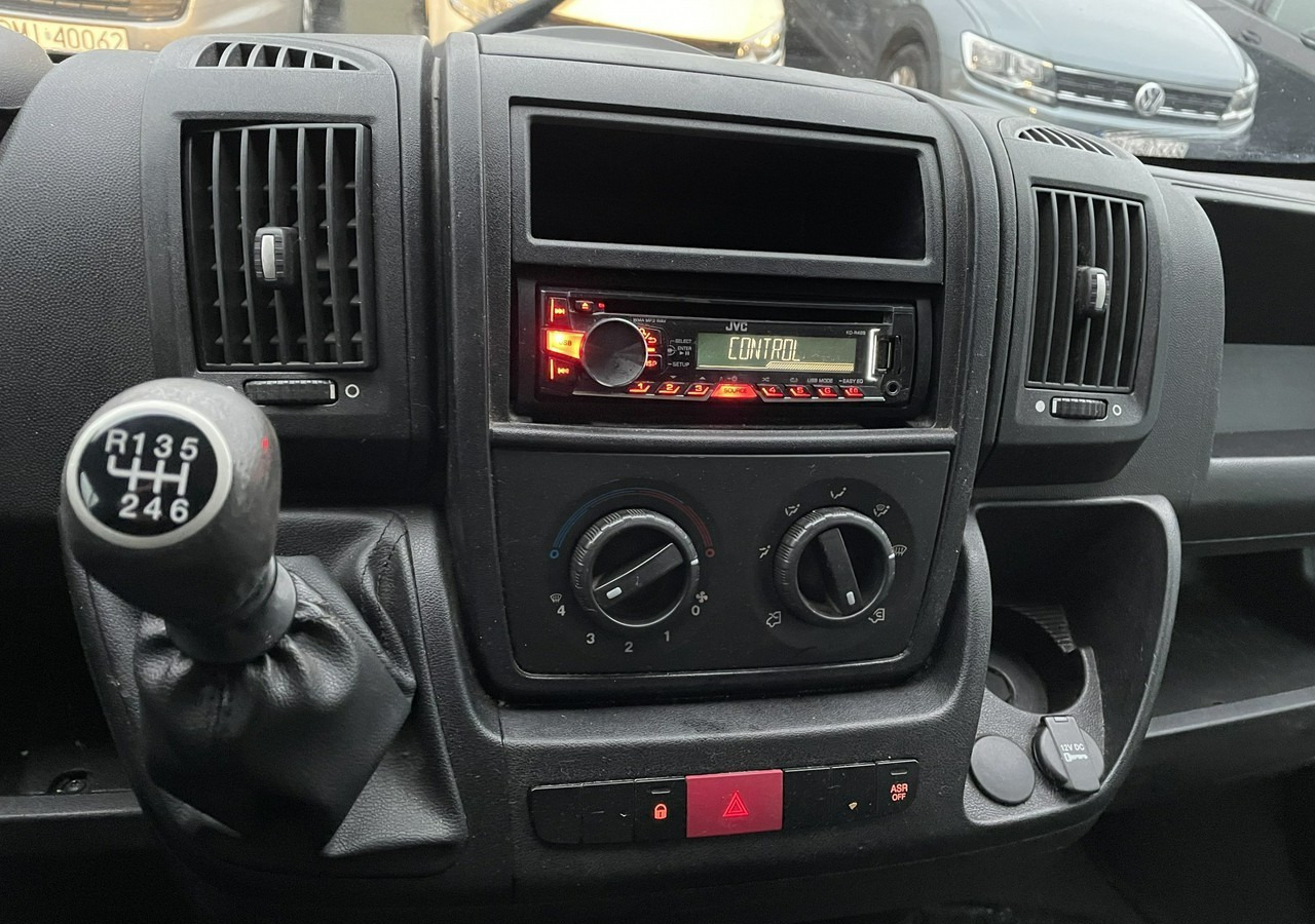 Fiat Ducato Ducato 3.0-180KM Chłodnia Konvekta Model 2015 - الشاحنات الصغيرة المبردة: صور 5 Fiat Ducato Ducato 3.0-180KM Chłodnia Konvekta Model 2015 - الشاحنات الصغيرة المبردة: صور 5