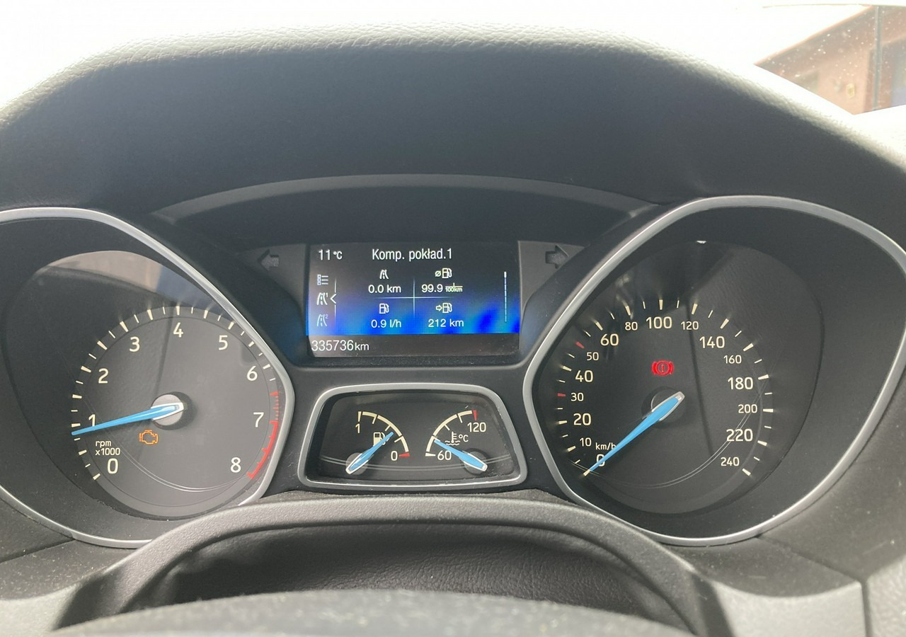 هاتشباك Ford Focus III Focus 1.0 EcoBoost Klima Salon PL 2015: صور 13