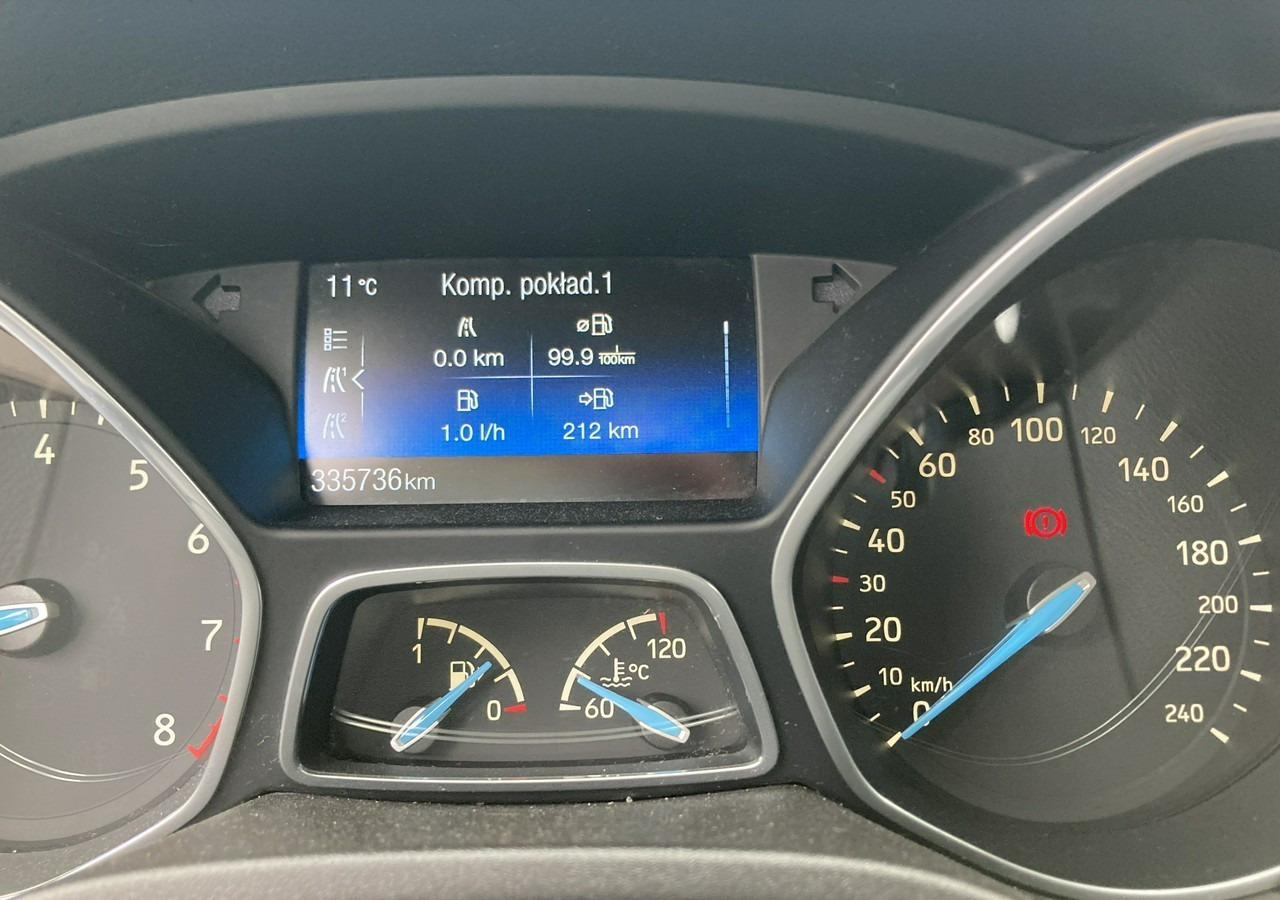 هاتشباك Ford Focus III Focus 1.0 EcoBoost Klima Salon PL 2015: صور 12
