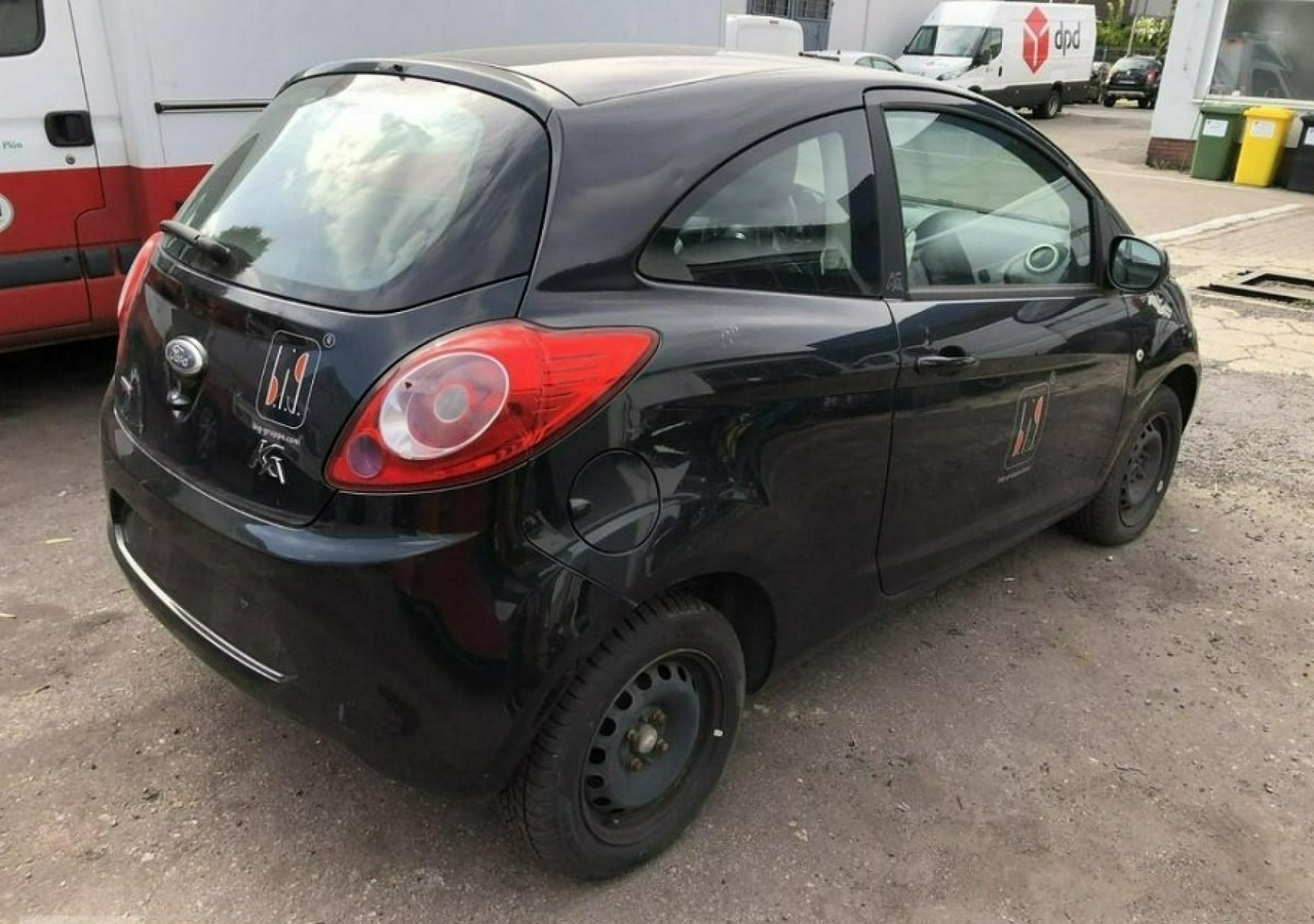 Ford KA II Ford KA 1,3 tdci 75KM 2012 - هاتشباك: صور 5 Ford KA II Ford KA 1,3 tdci 75KM 2012 - هاتشباك: صور 5