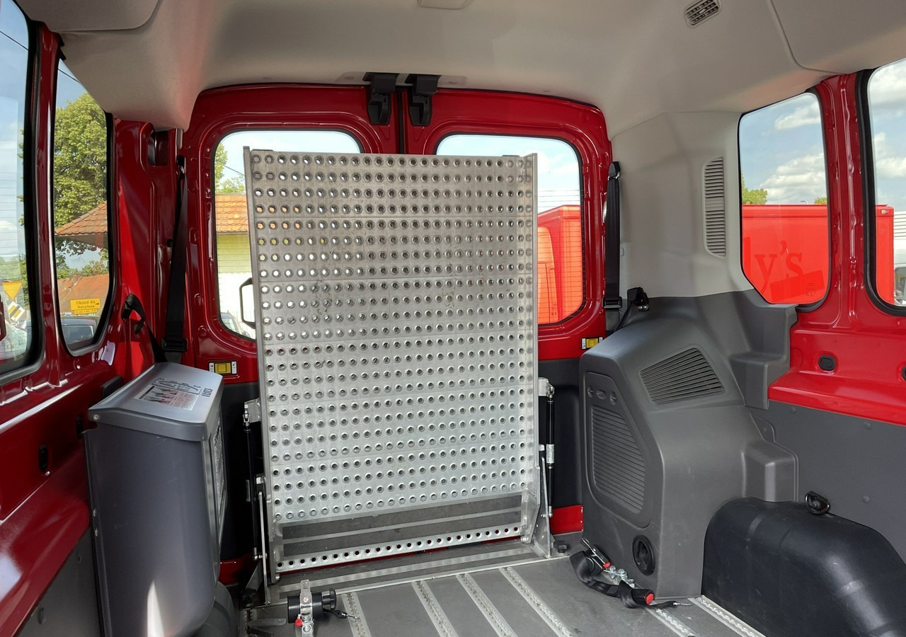 سيارة Ford Transit VIII Transit przewozu Niepełnosprawnych 2 wózki inwalida rampa 2021 PFRON: صور 17