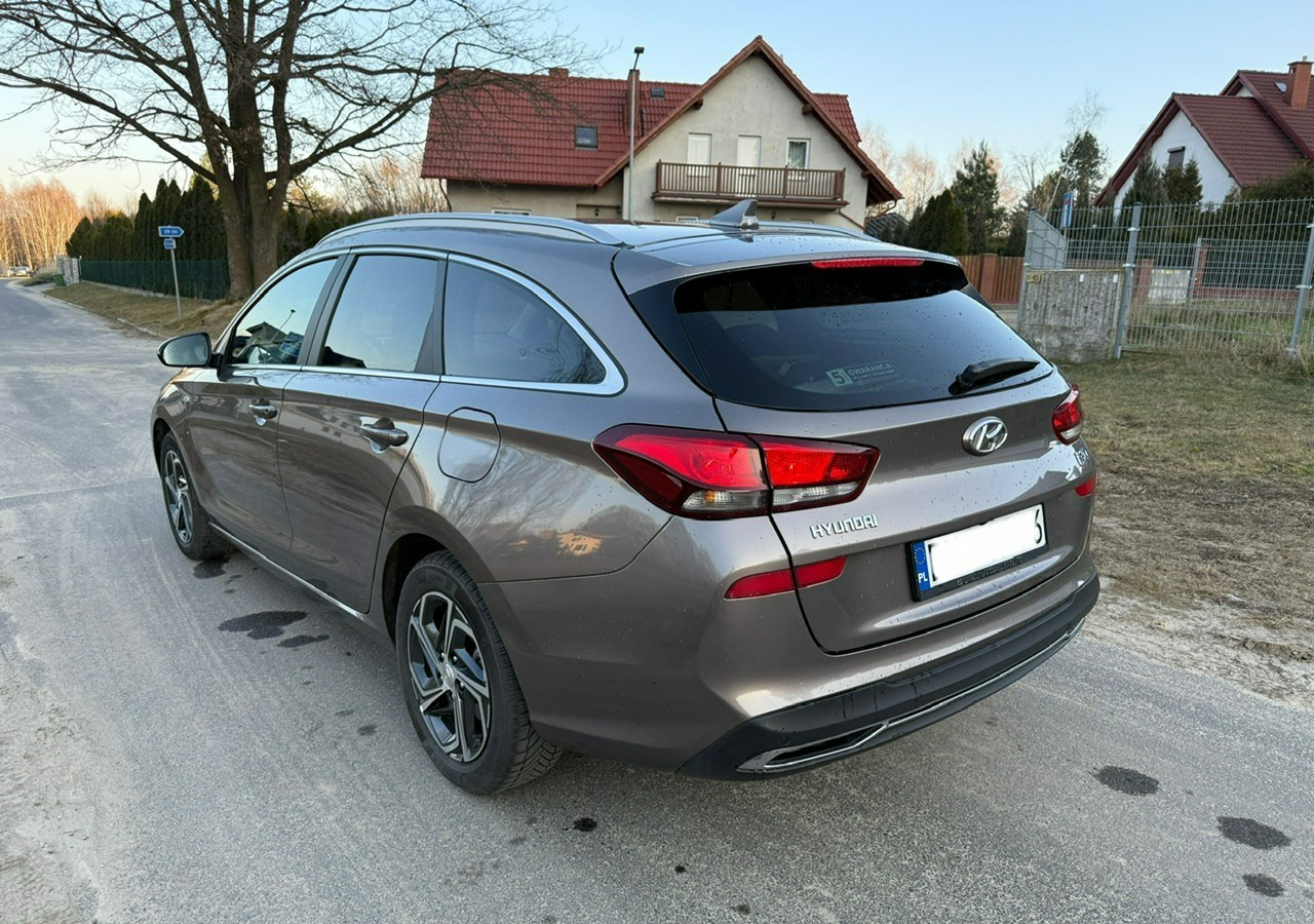 Hyundai i30 II Hyundai i30 1.5T-GDI160KM SMART PLUS +LED Salon PL-Gwarancja 2028 - سيارة: صور 5 Hyundai i30 II Hyundai i30 1.5T-GDI160KM SMART PLUS +LED Salon PL-Gwarancja 2028 - سيارة: صور 5