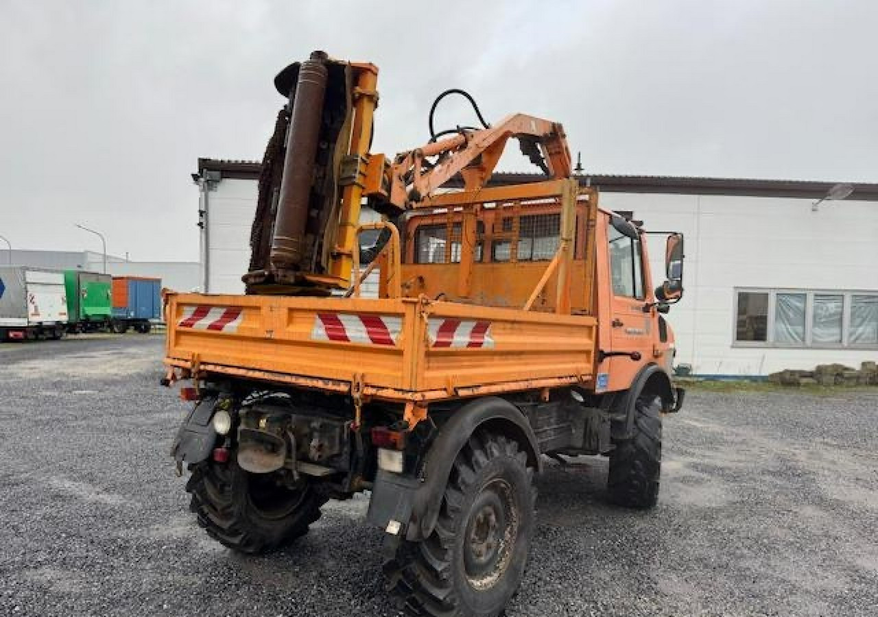 Inna Inny Unimog 1400 4X4 Kosiarka bijakowa teleskopowa - سيارة بلدية: صور 3 Inna Inny Unimog 1400 4X4 Kosiarka bijakowa teleskopowa - سيارة بلدية: صور 3
