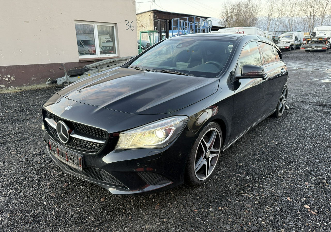 Mercedes-Benz Klasa CLA C117/X117 Mercedes-Benz Klasa CLA Mercedes CLA 250 4MATIC 2.0-210KM Bogate wyposażenie 2016 - سيارة: صور 3 Mercedes-Benz Klasa CLA C117/X117 Mercedes-Benz Klasa CLA Mercedes CLA 250 4MATIC 2.0-210KM Bogate wyposażenie 2016 - سيارة: صور 3