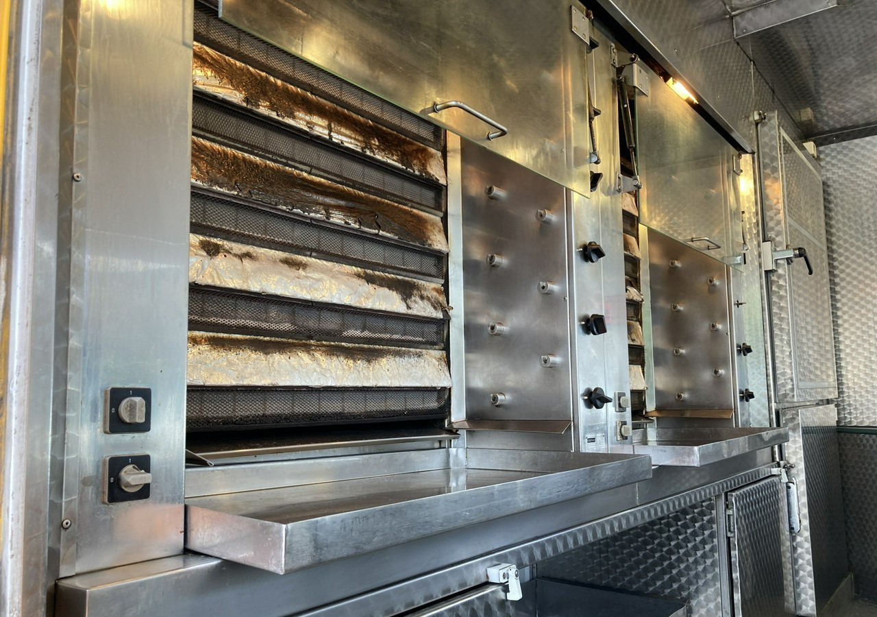 Mercedes-Benz Sprinter Autosklep Grill kurczak Gastronomiczny Food Truck Foodtruck sklep 20 - شاحنات طعام: صور 4 Mercedes-Benz Sprinter Autosklep Grill kurczak Gastronomiczny Food Truck Foodtruck sklep 20 - شاحنات طعام: صور 4