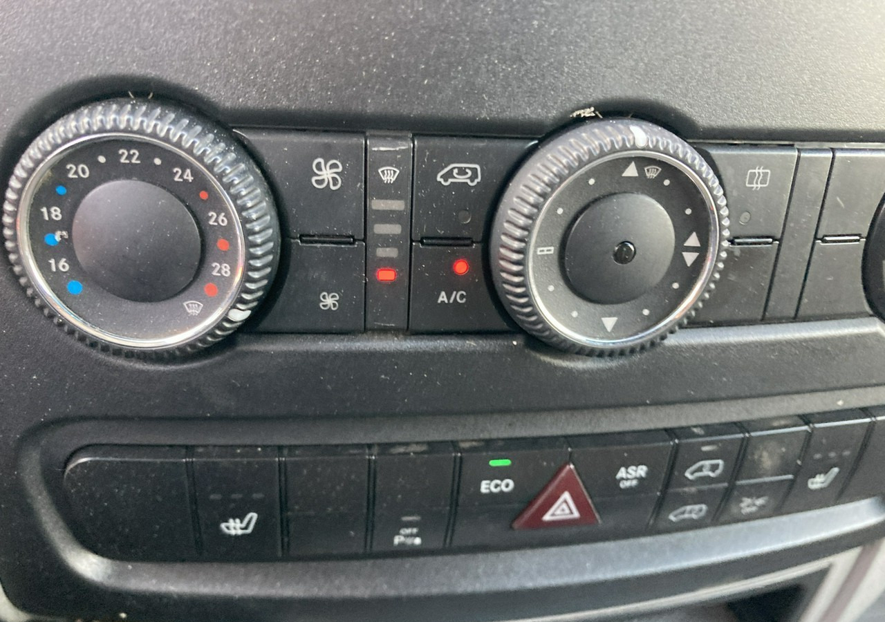 Interior photo 1: فان Mercedes-Benz Sprinter MB Sprinter 316CDI MAX Klima 2018
