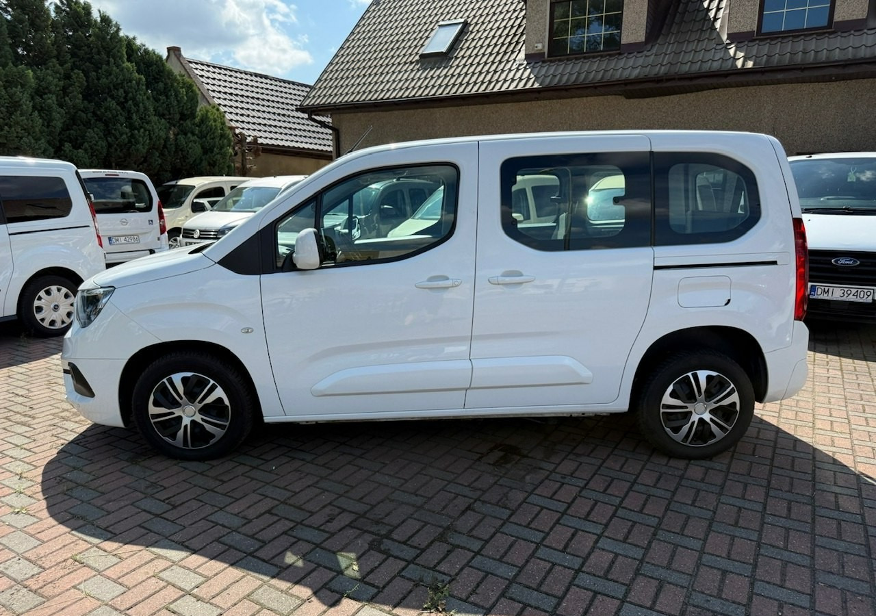 سيارة Opel Combo IV Combo Life Combo do przewozu Niepełnosprawnych inwalida rampa Model 2021: صور 10 سيارة Opel Combo IV Combo Life Combo do przewozu Niepełnosprawnych inwalida rampa Model 2021: صور 10
