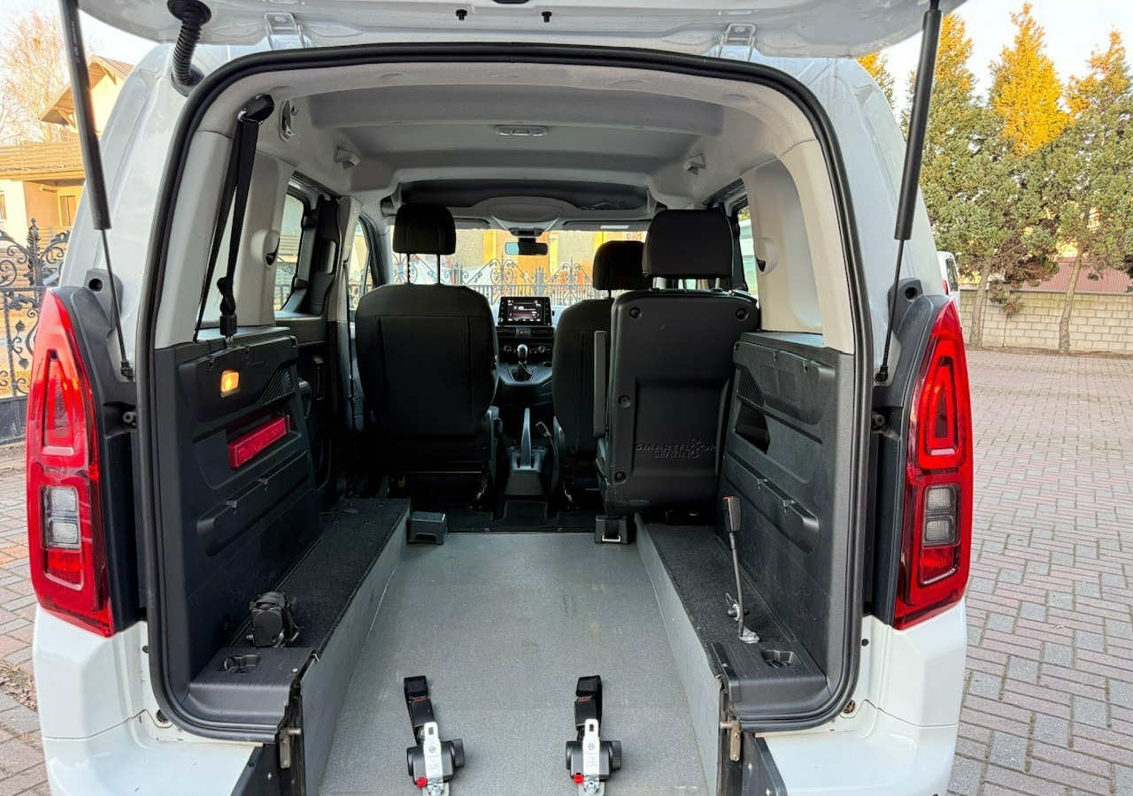 Opel Combo IV Combo Life Combo do przewozu Niepełnosprawnych inwalida rampa Model 2021 - سيارة: صور 4 Opel Combo IV Combo Life Combo do przewozu Niepełnosprawnych inwalida rampa Model 2021 - سيارة: صور 4