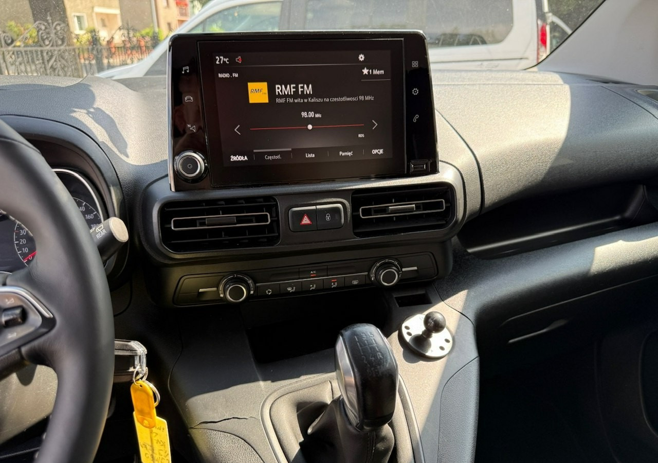 سيارة Opel Combo IV Combo Life Combo do przewozu Niepełnosprawnych inwalida rampa Model 2021: صور 19 سيارة Opel Combo IV Combo Life Combo do przewozu Niepełnosprawnych inwalida rampa Model 2021: صور 19