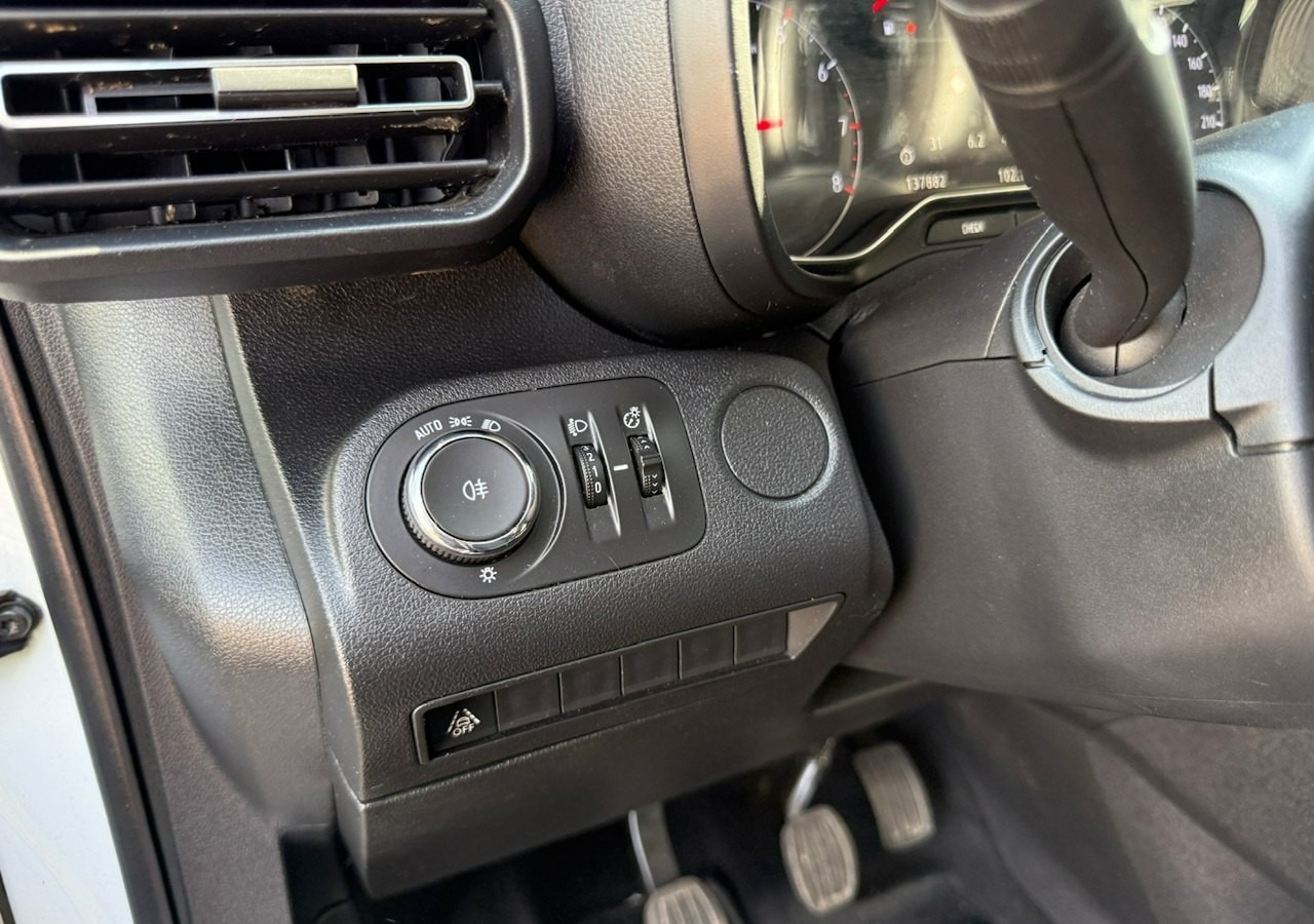 سيارة Opel Combo IV Combo Life Combo do przewozu Niepełnosprawnych inwalida rampa Model 2021: صور 16 سيارة Opel Combo IV Combo Life Combo do przewozu Niepełnosprawnych inwalida rampa Model 2021: صور 16