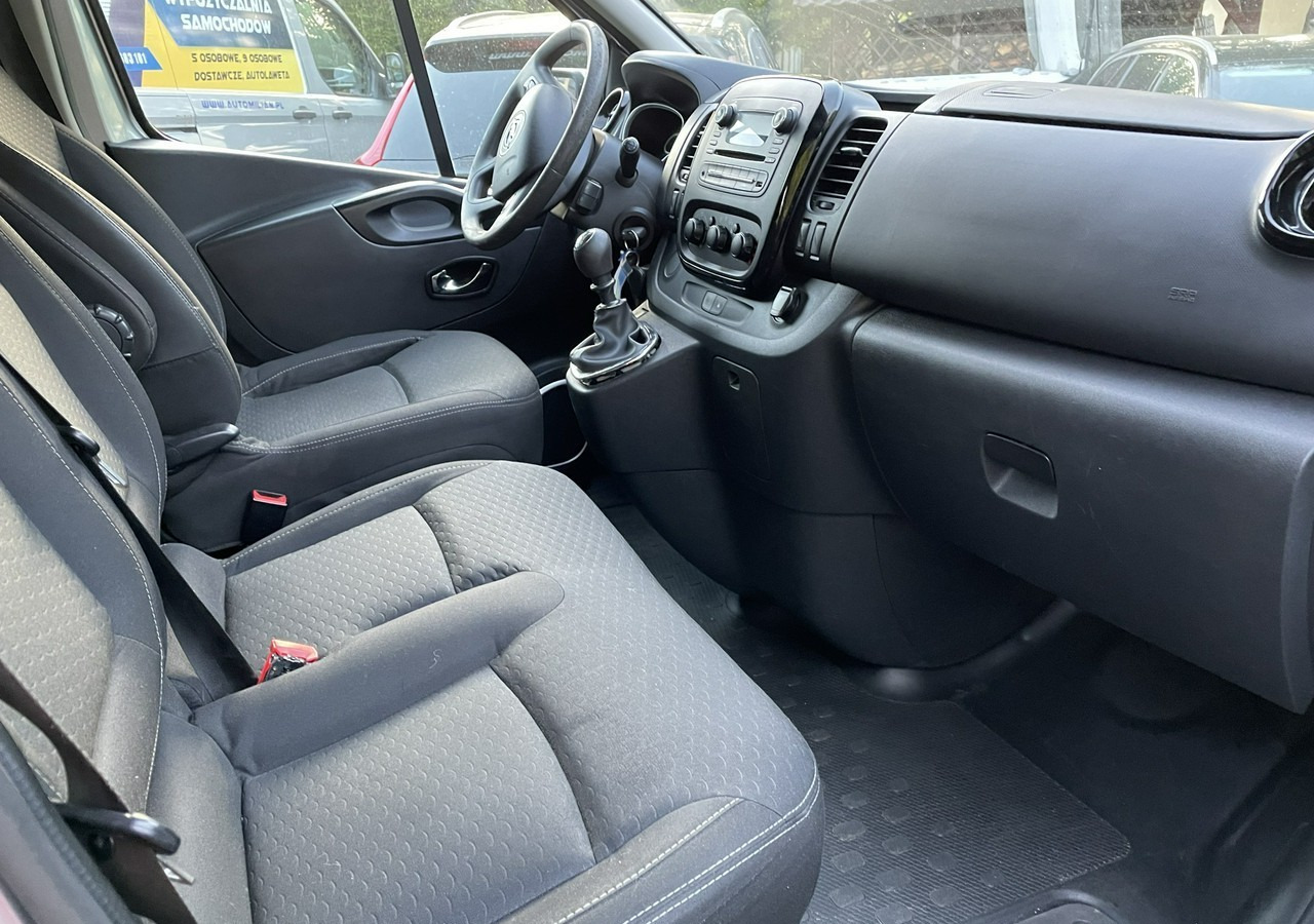 Opel Vivaro III Opel Vivaro 1.6-125KM Long 2x Klima Model 2019 - سيارة: صور 4 Opel Vivaro III Opel Vivaro 1.6-125KM Long 2x Klima Model 2019 - سيارة: صور 4