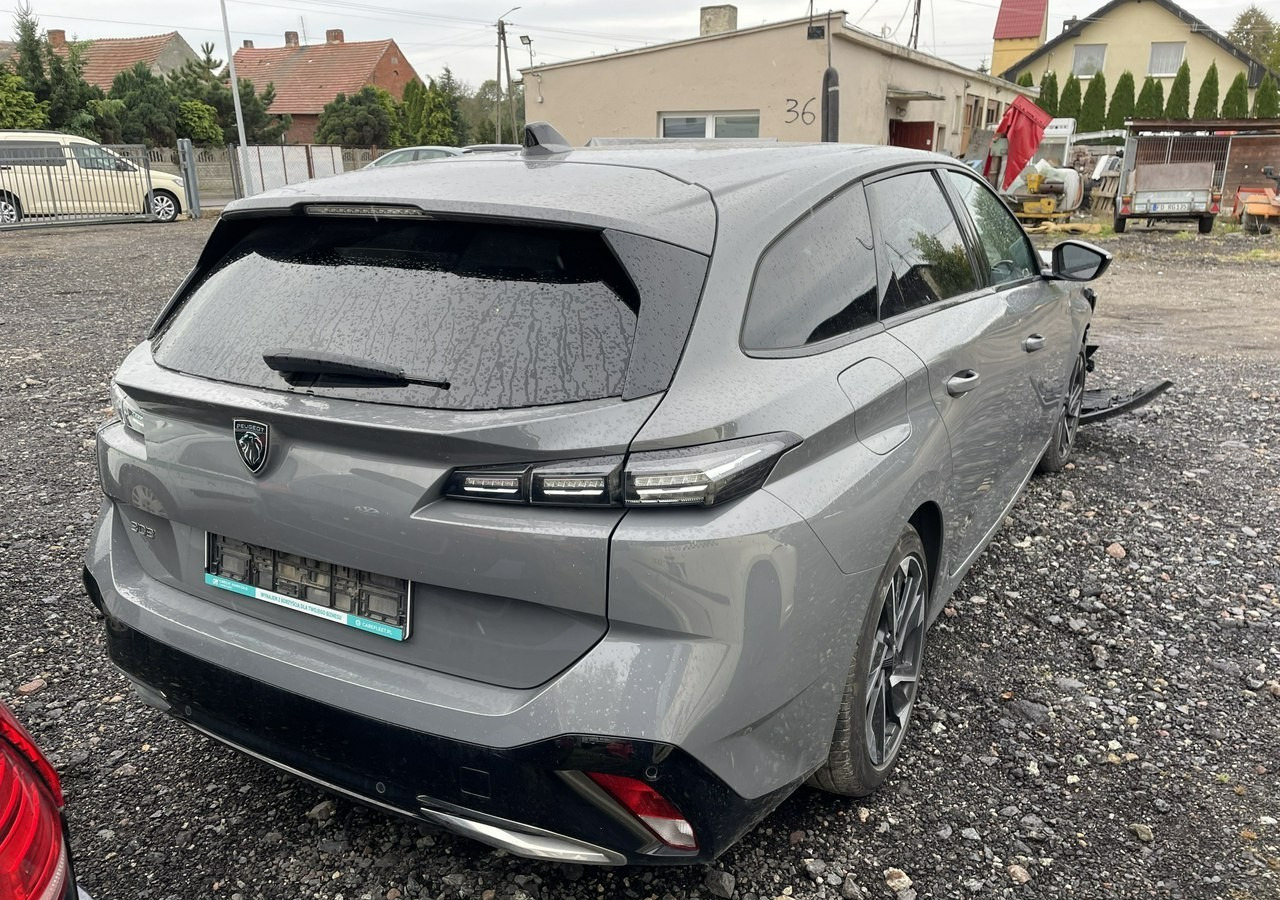 Peugeot 308 P5 Peugeot 308 1.5-131KM BlueHDi Allure Pack S&S EAT8 Salon PL 2024 - سيارة ستيشن: صور 1 Peugeot 308 P5 Peugeot 308 1.5-131KM BlueHDi Allure Pack S&S EAT8 Salon PL 2024 - سيارة ستيشن: صور 1