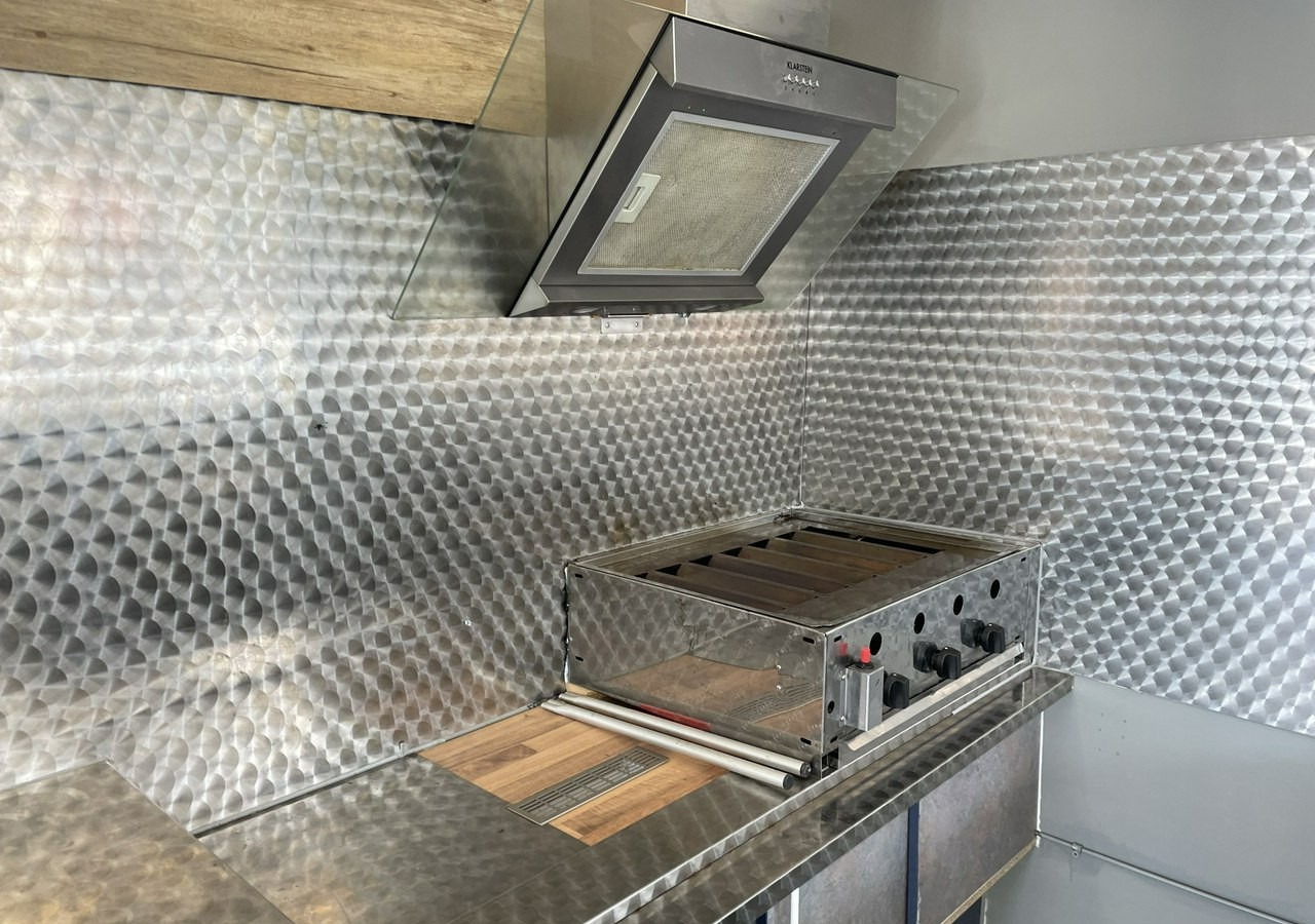 Peugeot Boxer Autosklep Gastronomiczna food truck foodtruck W-zasilanie DMC 3500 - شاحنات طعام: صور 5 Peugeot Boxer Autosklep Gastronomiczna food truck foodtruck W-zasilanie DMC 3500 - شاحنات طعام: صور 5