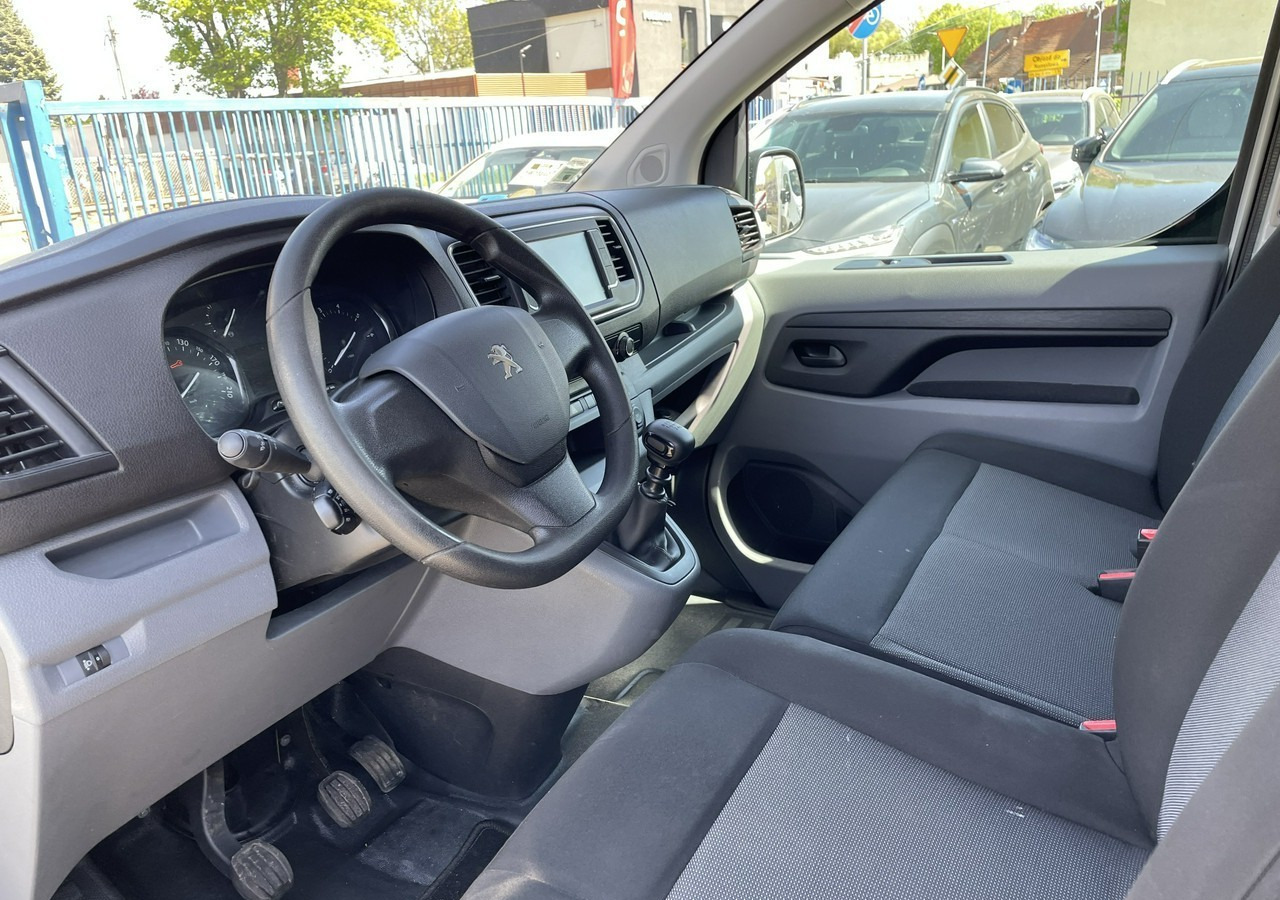 Peugeot Expert Peugeot Expert 1.5 HDI-120KM 61700km Model 2023 - فان: صور 3 Peugeot Expert Peugeot Expert 1.5 HDI-120KM 61700km Model 2023 - فان: صور 3