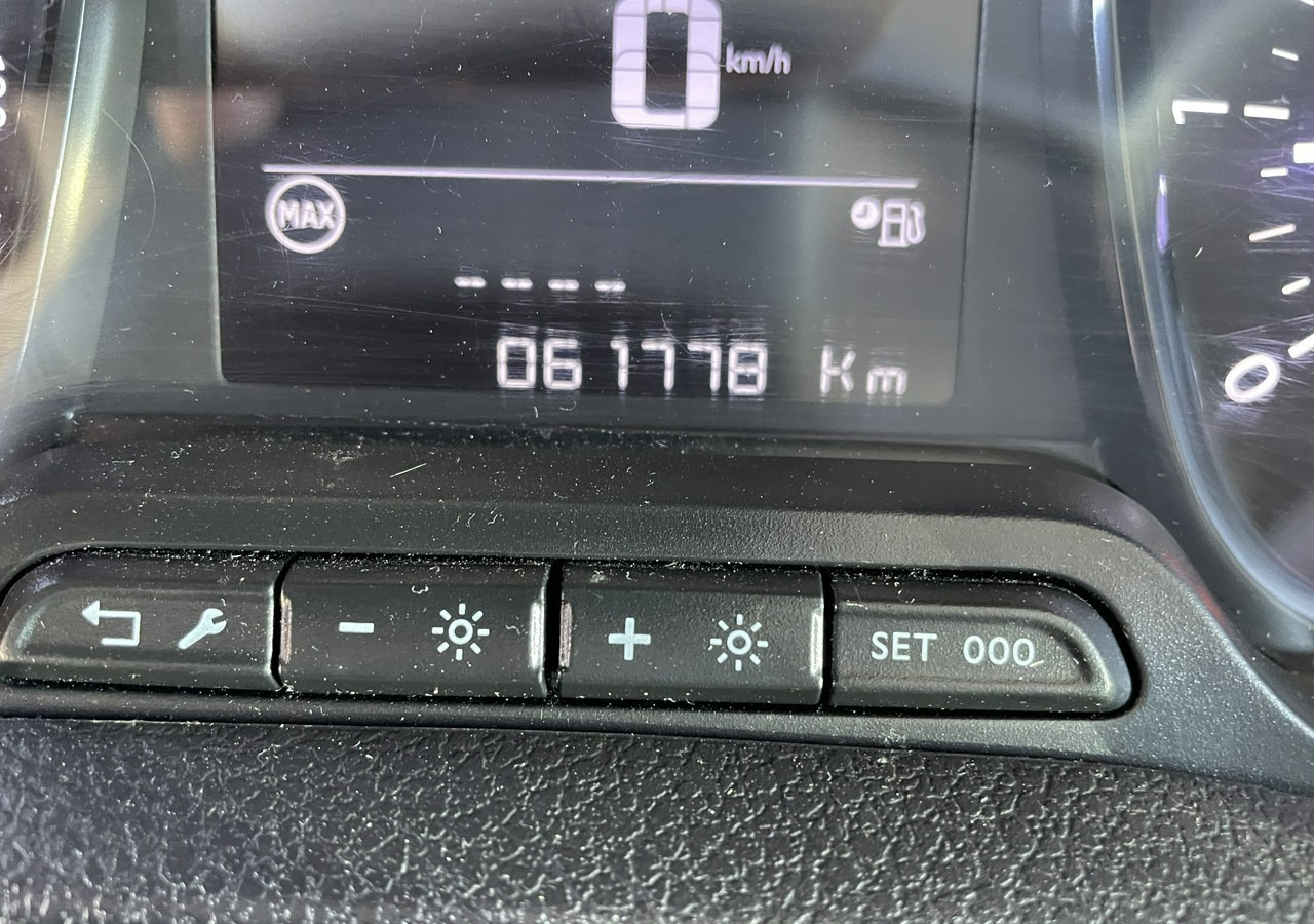 فان Peugeot Expert Peugeot Expert 1.5 HDI-120KM 61700km Model 2023: صور 10