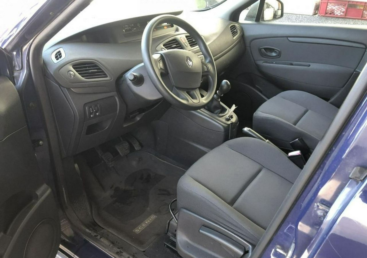 Renault Scenic II 1,5dci Expression KLIMA 98800km 2009 - سيارة: صور 5 Renault Scenic II 1,5dci Expression KLIMA 98800km 2009 - سيارة: صور 5