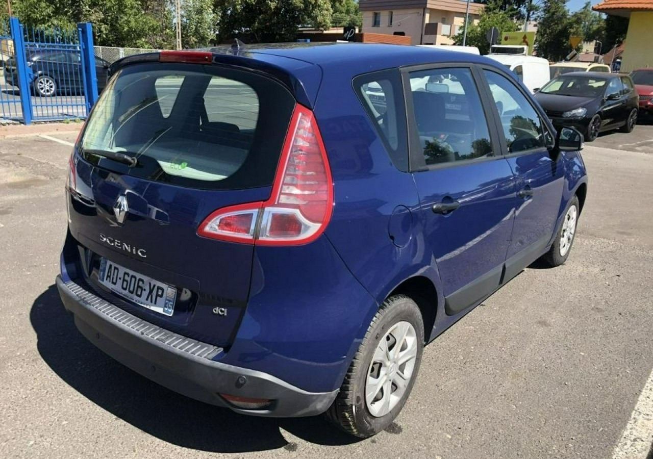 Renault Scenic II 1,5dci Expression KLIMA 98800km 2009 - سيارة: صور 3 Renault Scenic II 1,5dci Expression KLIMA 98800km 2009 - سيارة: صور 3