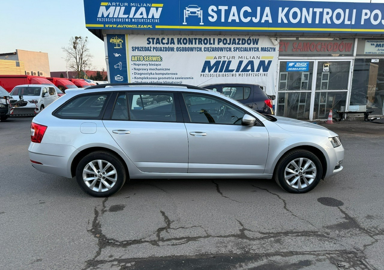 Skoda Octavia III Skoda Octavia 4X4 LIFT 2.0 TDI 150KM DSG 2018 Bezwypadkowa FV23% - سيارة: صور 3 Skoda Octavia III Skoda Octavia 4X4 LIFT 2.0 TDI 150KM DSG 2018 Bezwypadkowa FV23% - سيارة: صور 3