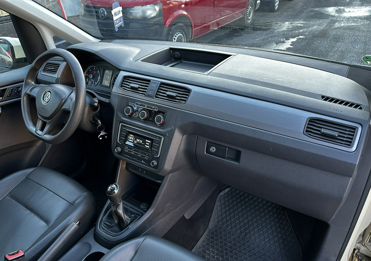 سيارة Volkswagen Caddy III Caddy 2.0 TDI Maxi 7-osobowy Model 2019: صور 10 سيارة Volkswagen Caddy III Caddy 2.0 TDI Maxi 7-osobowy Model 2019: صور 10