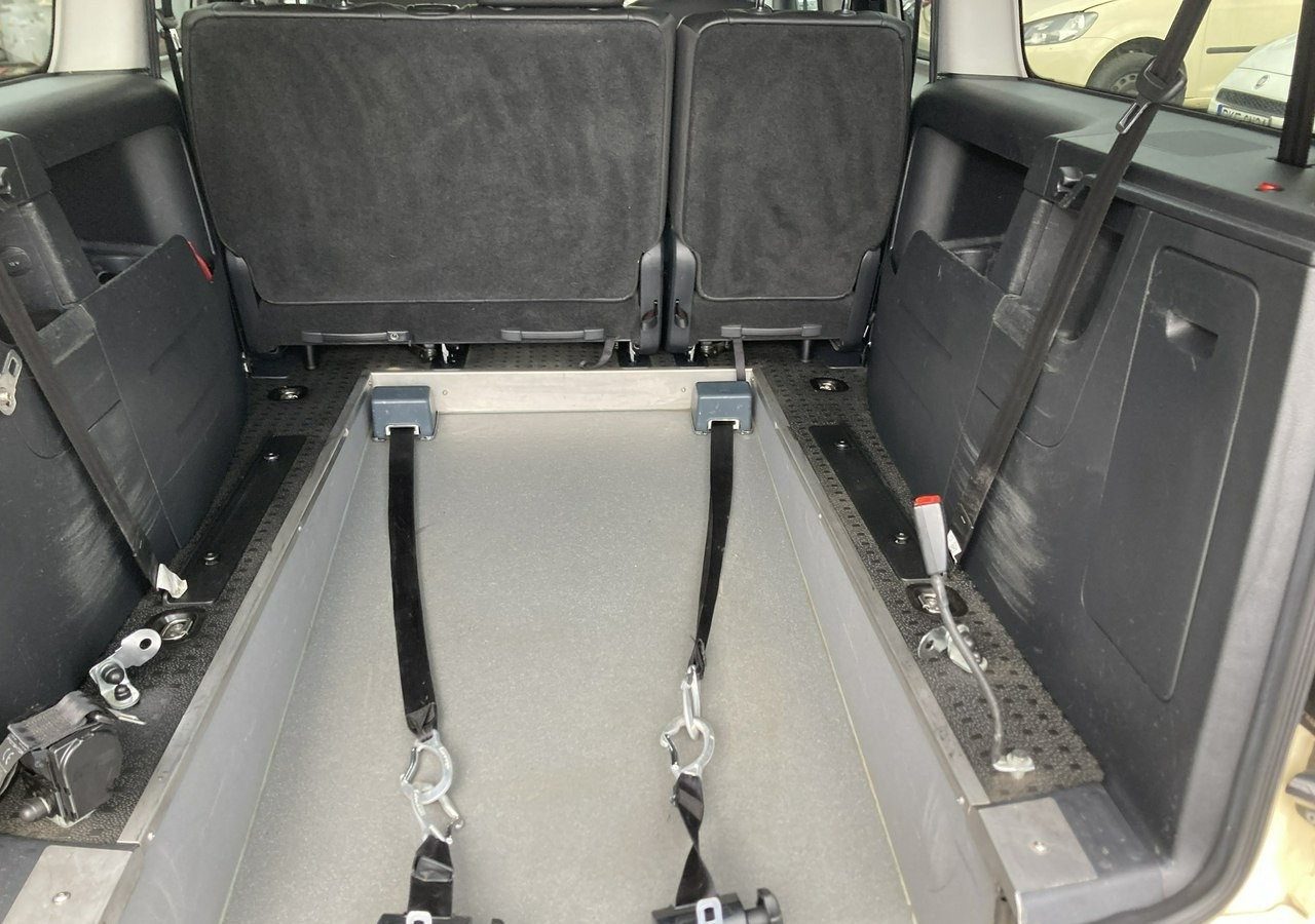 Volkswagen Caddy III Caddy 2.0 dla Niepełnosprawnych inwalida rampa Model 2020 Pfron - سيارة: صور 4 Volkswagen Caddy III Caddy 2.0 dla Niepełnosprawnych inwalida rampa Model 2020 Pfron - سيارة: صور 4