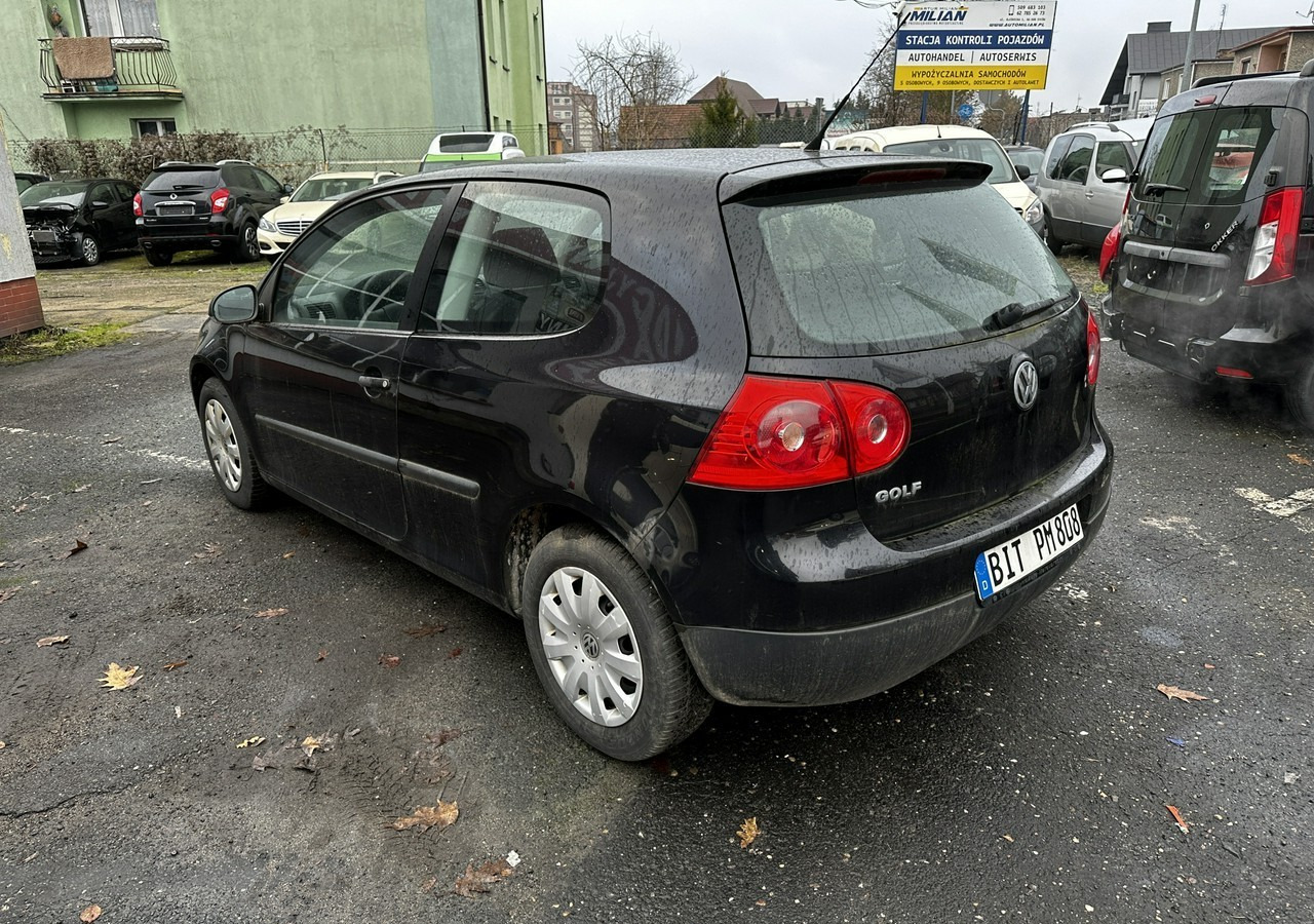 Volkswagen Golf V Golf V 1,4-80KM Klima 2007 - سيارة: صور 5 Volkswagen Golf V Golf V 1,4-80KM Klima 2007 - سيارة: صور 5