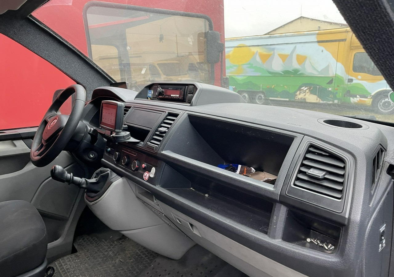 تأجير  Volkswagen Transporter T6 Transporter Bankowóz kuloodporny opanceżony Model 2018 Volkswagen Transporter T6 Transporter Bankowóz kuloodporny opanceżony Model 2018: صور 9