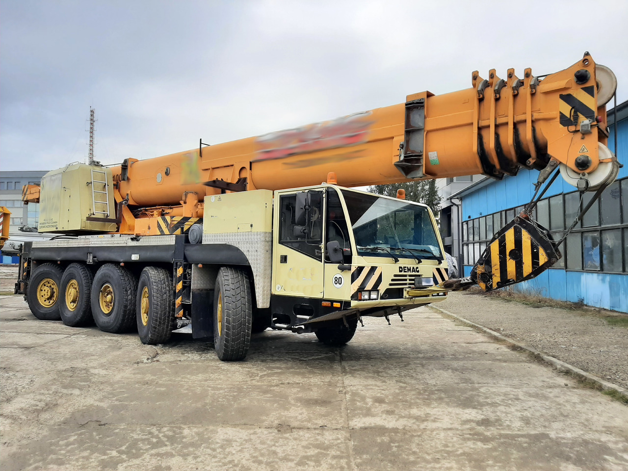 TEREX DEMAG AC100 - موبايل كرين: صور 2 TEREX DEMAG AC100 - موبايل كرين: صور 2