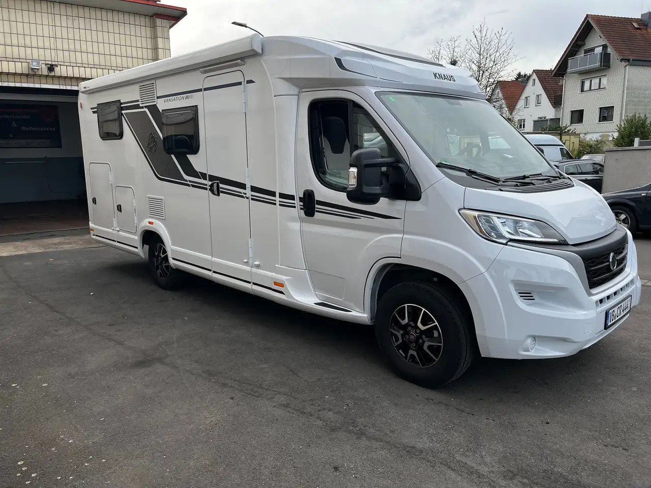 Knaus VAN TI 650 MEG VANSATION - موتر هوم شبه متكامل: صور 1 Knaus VAN TI 650 MEG VANSATION - موتر هوم شبه متكامل: صور 1