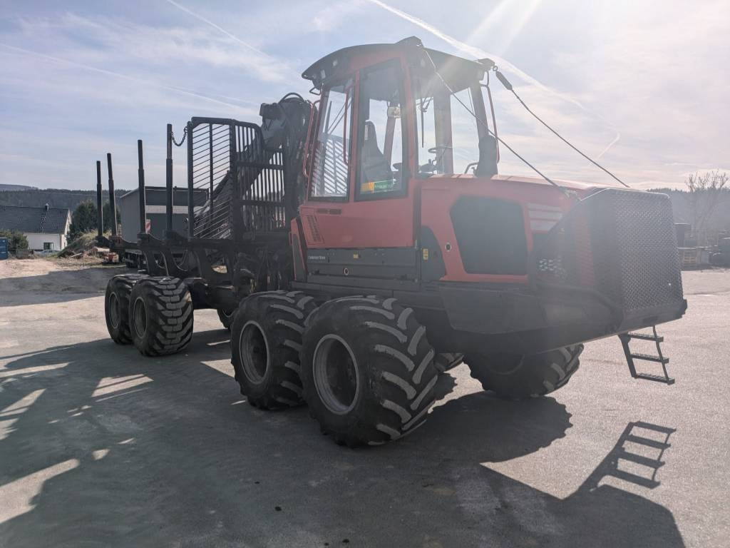 شاحنات نقل الأخشاب في الغابات Komatsu 855.2: صور 7